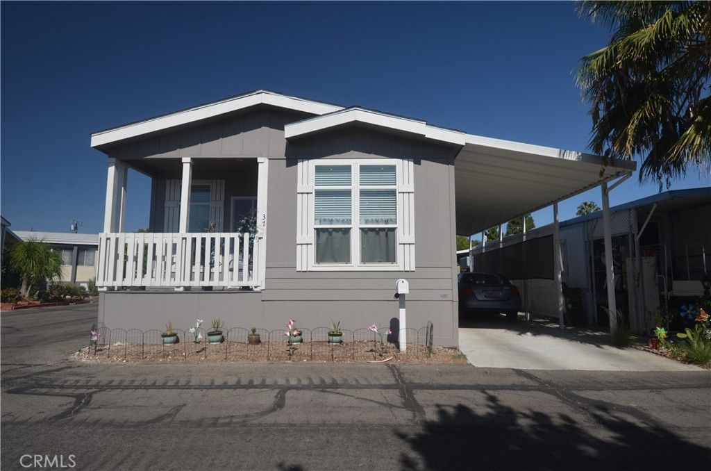 21001 Plummer Street 37, Chatsworth, CA 91311 — photo 2