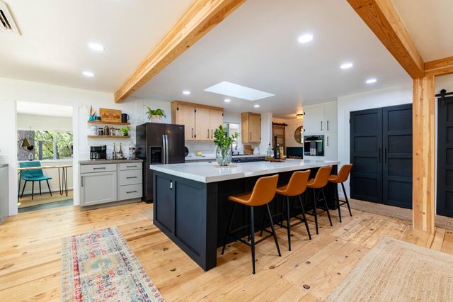22161 State Highway 88, Pine Grove, CA 95665