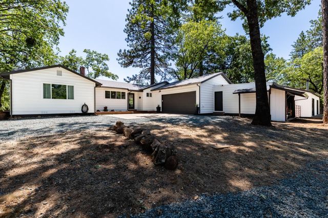 22161 State Highway 88, Pine Grove, CA 95665