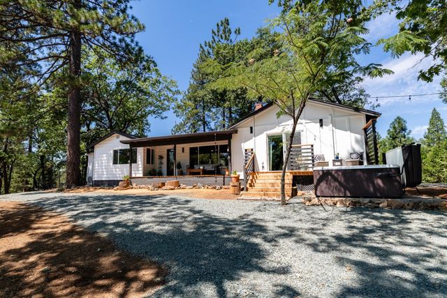 22161 State Highway 88, Pine Grove, CA 95665