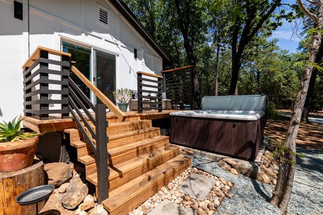 22161 State Highway 88, Pine Grove, CA 95665