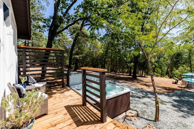 22161 State Highway 88, Pine Grove, CA 95665
