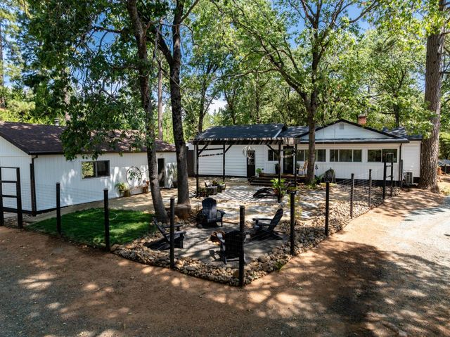 22161 State Highway 88, Pine Grove, CA 95665