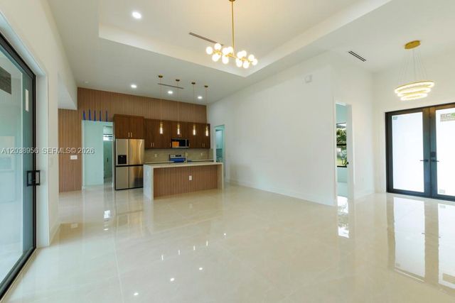 814 Calyton Avenue, Lehigh Acres, FL 33972