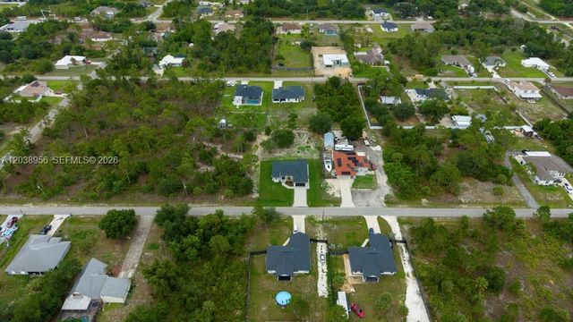 814 Calyton Avenue, Lehigh Acres, FL 33972