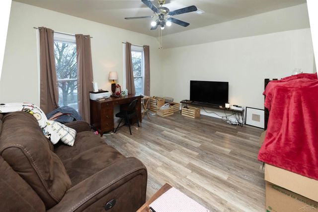 110 N Madison Avenue, Bay City, MI 48708