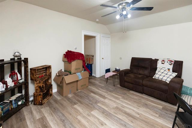 110 N Madison Avenue, Bay City, MI 48708
