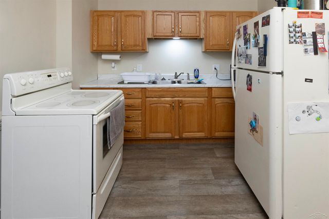 110 N Madison Avenue, Bay City, MI 48708