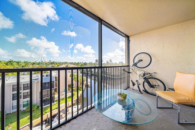 6 Royal Palm Way 605, Boca Raton, FL 33432