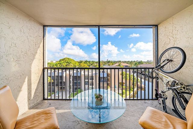 6 Royal Palm Way 605, Boca Raton, FL 33432