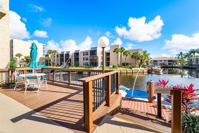 6 Royal Palm Way 605, Boca Raton, FL 33432
