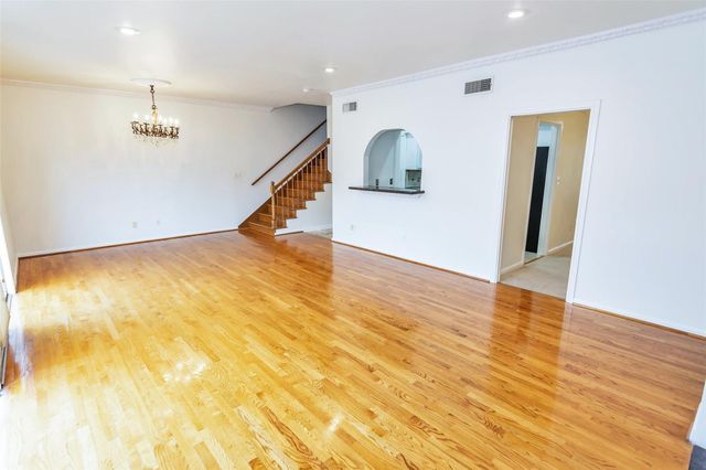 8615 La Fonte Street, Houston, TX 77024