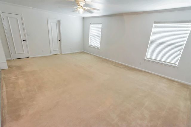 8615 La Fonte Street, Houston, TX 77024