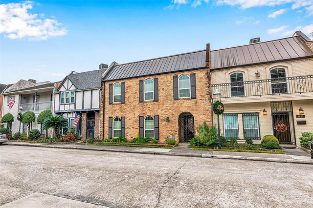 8615 La Fonte Street, Houston, TX 77024