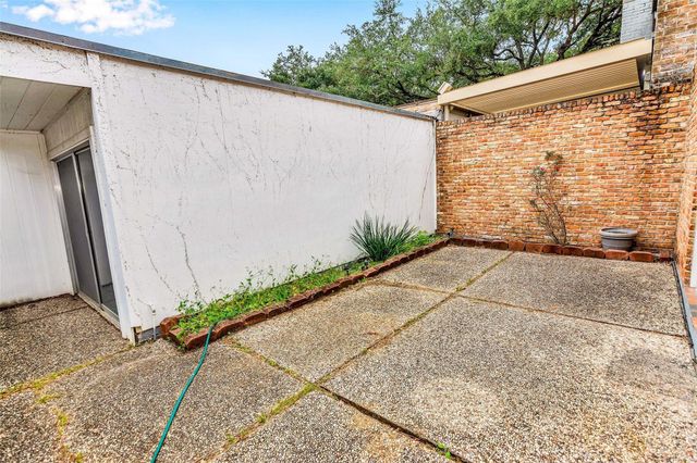 8615 La Fonte Street, Houston, TX 77024