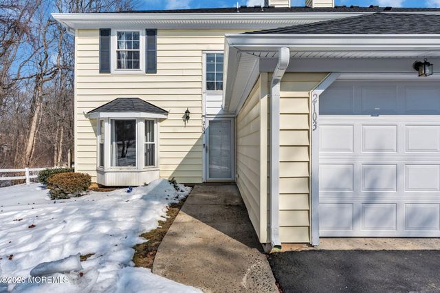 2103 Buckingham Circle, Middletown, NJ 07748