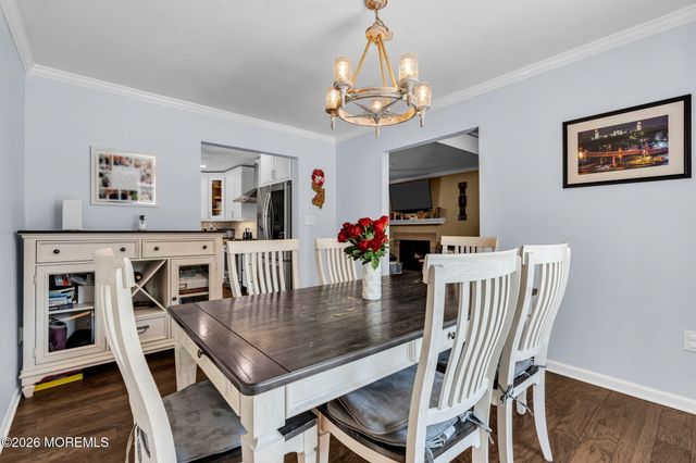 2103 Buckingham Circle, Middletown, NJ 07748