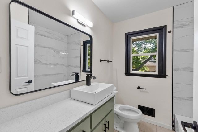5431 W Green Tree ROAD, Milwaukee, WI 53223