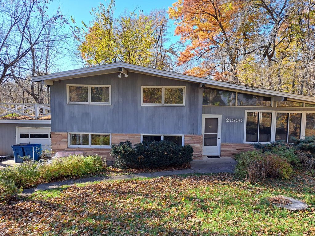 21550 Imperial Avenue N, Forest Lake, MN 55025