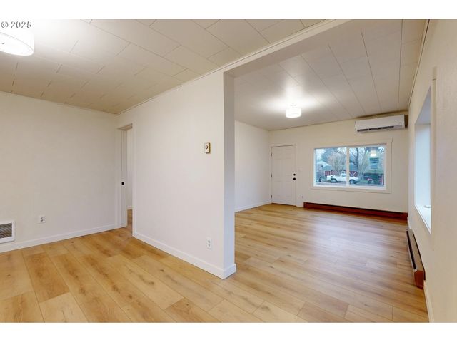 1209 Chestnut St, Milton Freewater, OR 97862