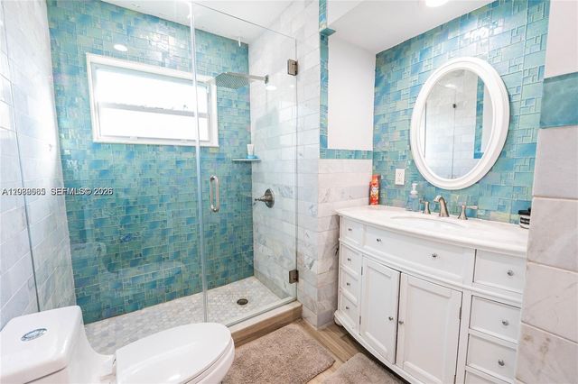 1304 N 40th Avenue, Hollywood, FL 33021