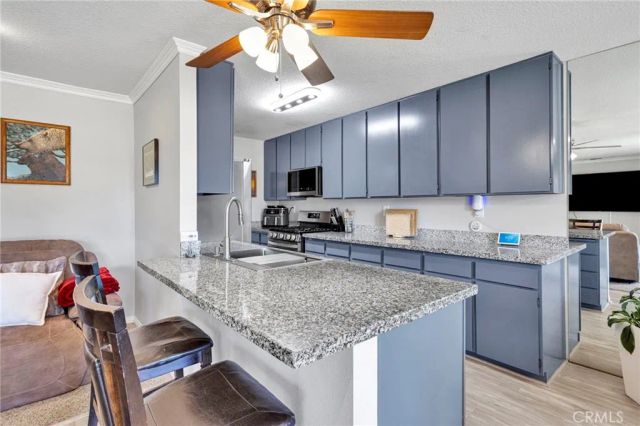 27535 Lakeview 61, Helendale, CA 92342