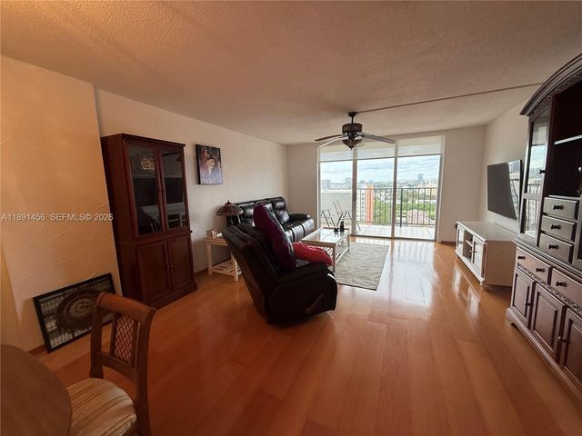 2780 NE 183rd Street 1415, Aventura, FL 33160