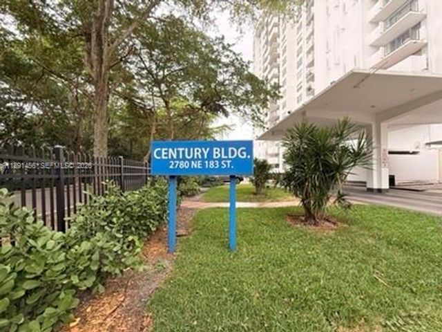 2780 NE 183rd Street 1415, Aventura, FL 33160