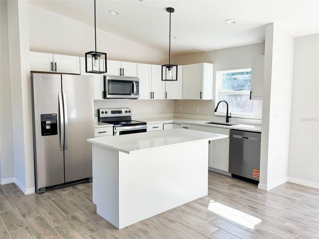 14390 SW 30TH PLACE, Ocala, FL 34481