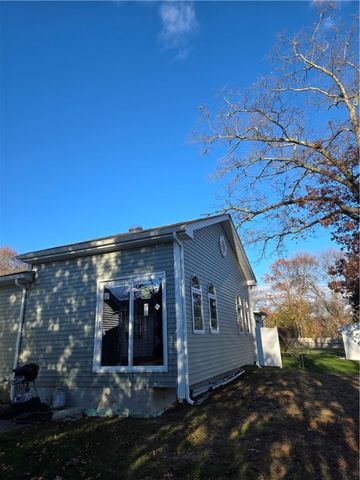 29 Dakota Street, Providence, RI 02904