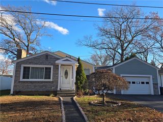 29 Dakota Street, Providence, RI 02904