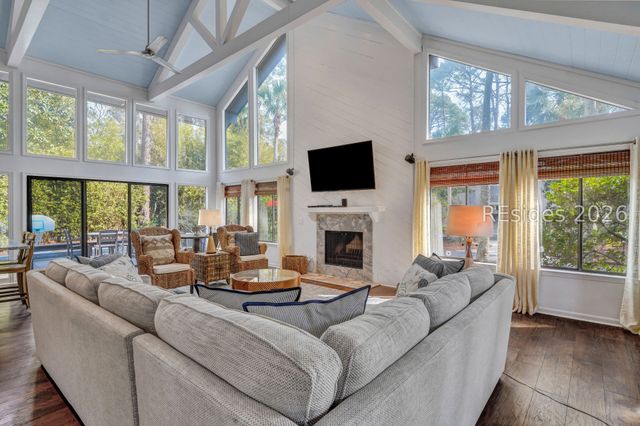 1 Laughing Gull Rd, Hilton Head Island, SC 29928