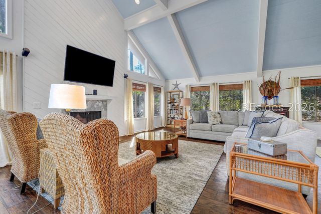 1 Laughing Gull Rd, Hilton Head Island, SC 29928