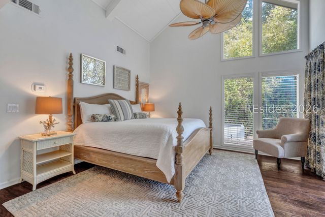 1 Laughing Gull Rd, Hilton Head Island, SC 29928