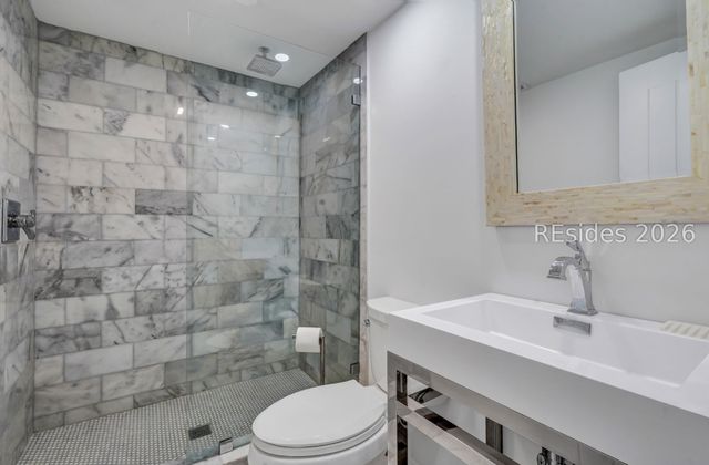 1 Laughing Gull Rd, Hilton Head Island, SC 29928