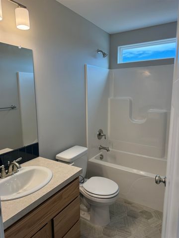 2373 S Saddle Cir, Wichita, KS 67235