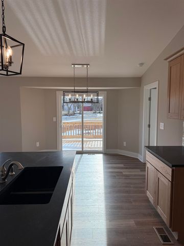 2373 S Saddle Cir, Wichita, KS 67235