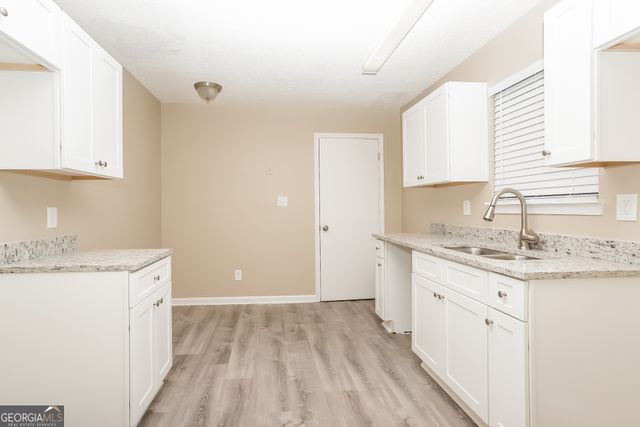 3773 Kathryn Drive SW, Atlanta, GA 30331