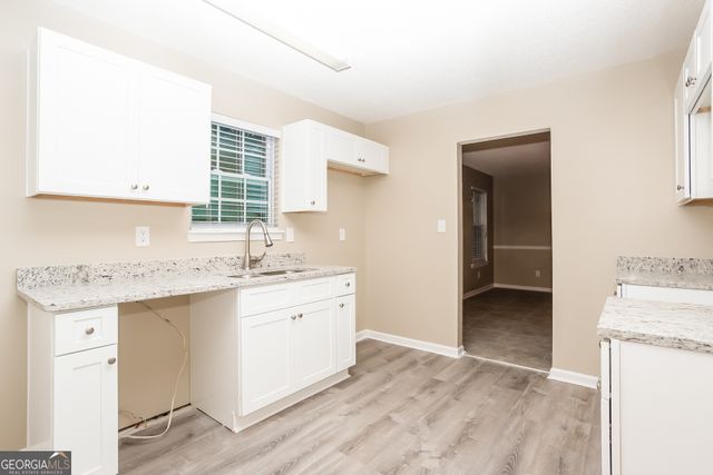 3773 Kathryn Drive SW, Atlanta, GA 30331