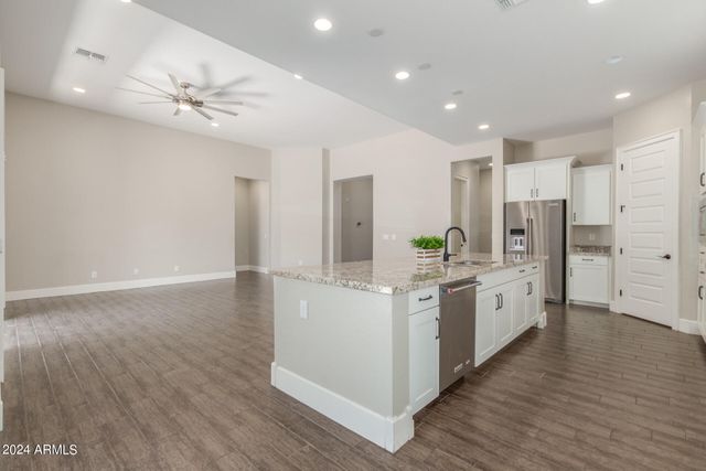 9613 W STAGHORN Road, Peoria, AZ 85383