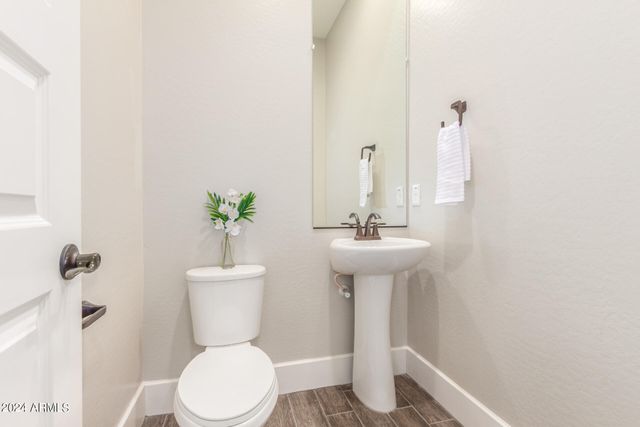 9613 W STAGHORN Road, Peoria, AZ 85383