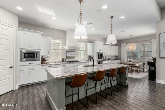 9613 W STAGHORN Road, Peoria, AZ 85383