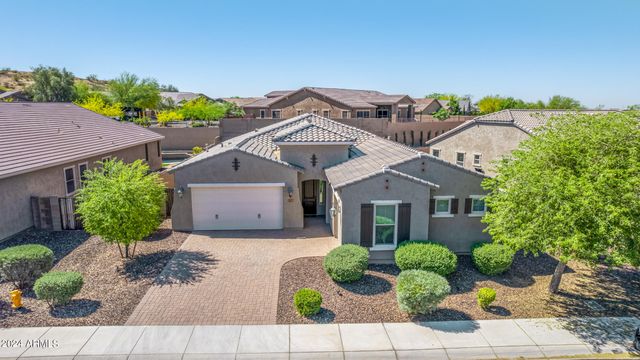 9613 W STAGHORN Road, Peoria, AZ 85383