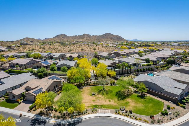 9613 W STAGHORN Road, Peoria, AZ 85383