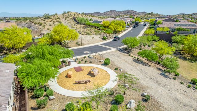 9613 W STAGHORN Road, Peoria, AZ 85383