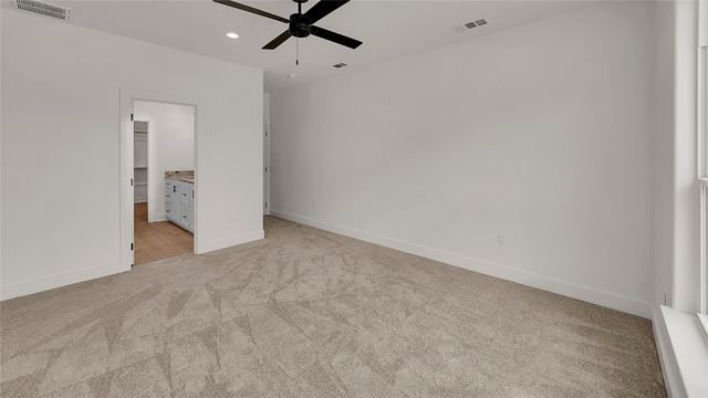 806 S Avenue Q, Clifton, TX 76634