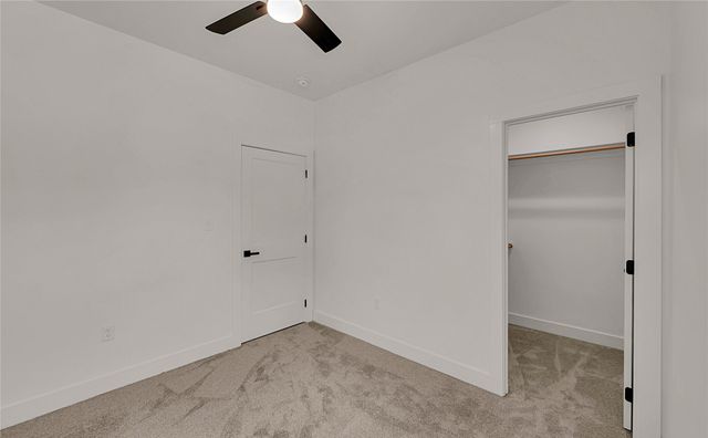 806 S Avenue Q, Clifton, TX 76634