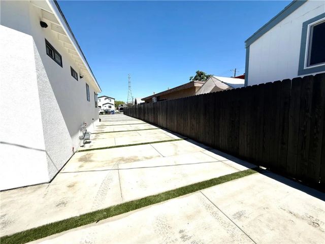 236 E E 99th, Los Angeles, CA 90003