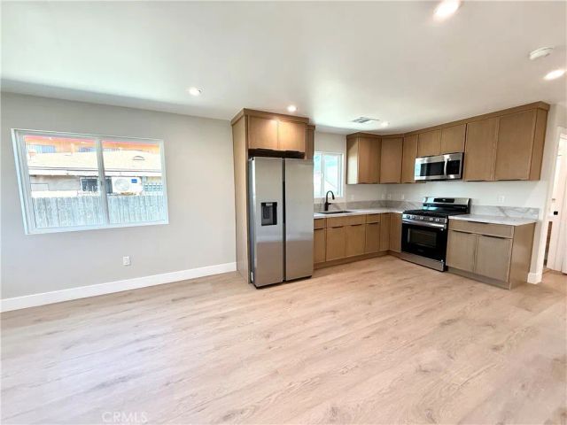 236 E E 99th, Los Angeles, CA 90003