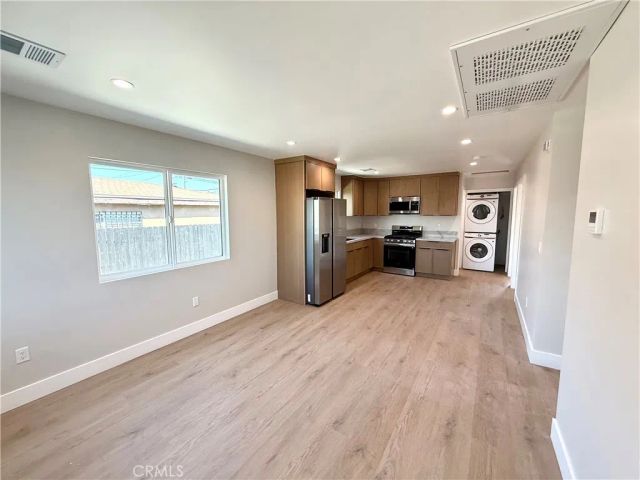 236 E E 99th, Los Angeles, CA 90003